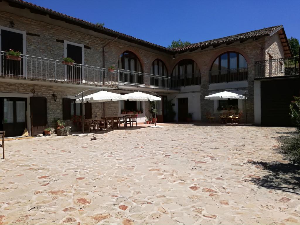 Agriturismo Tenuta San Giuseppe Cossano Belbo Exterior photo